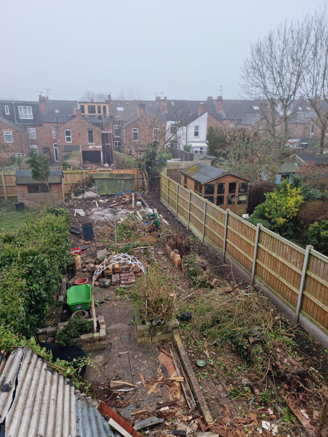Garden boundary before new fencing and landscaping work